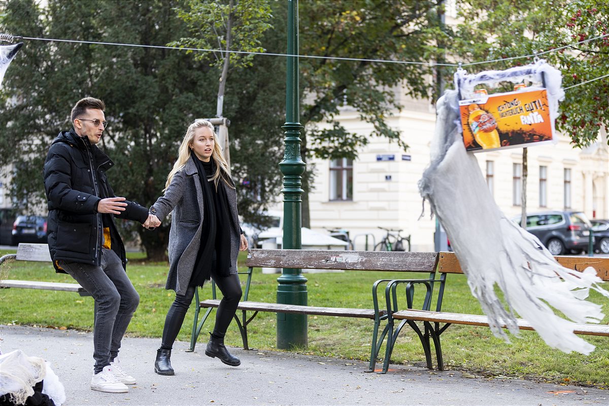 Fanta-Halloween-Prank (1)