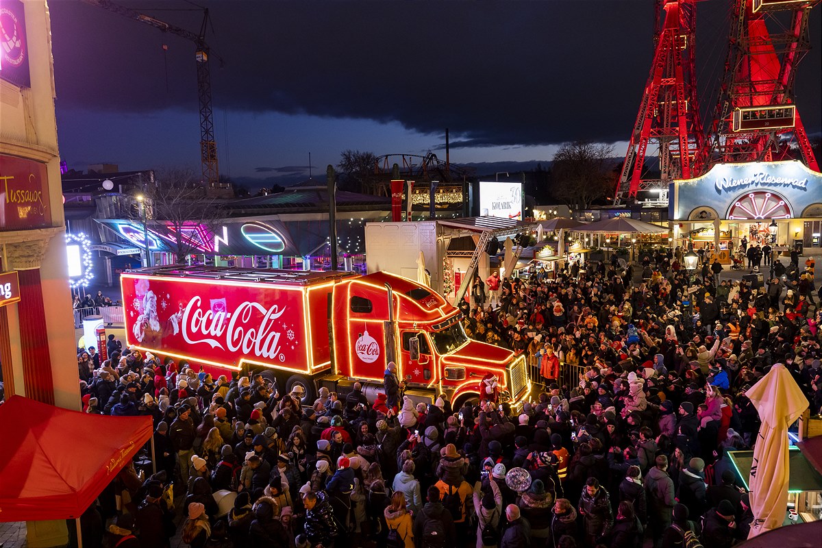 Der Coca-Cola Weihnachtsmann war im Wiener Prater