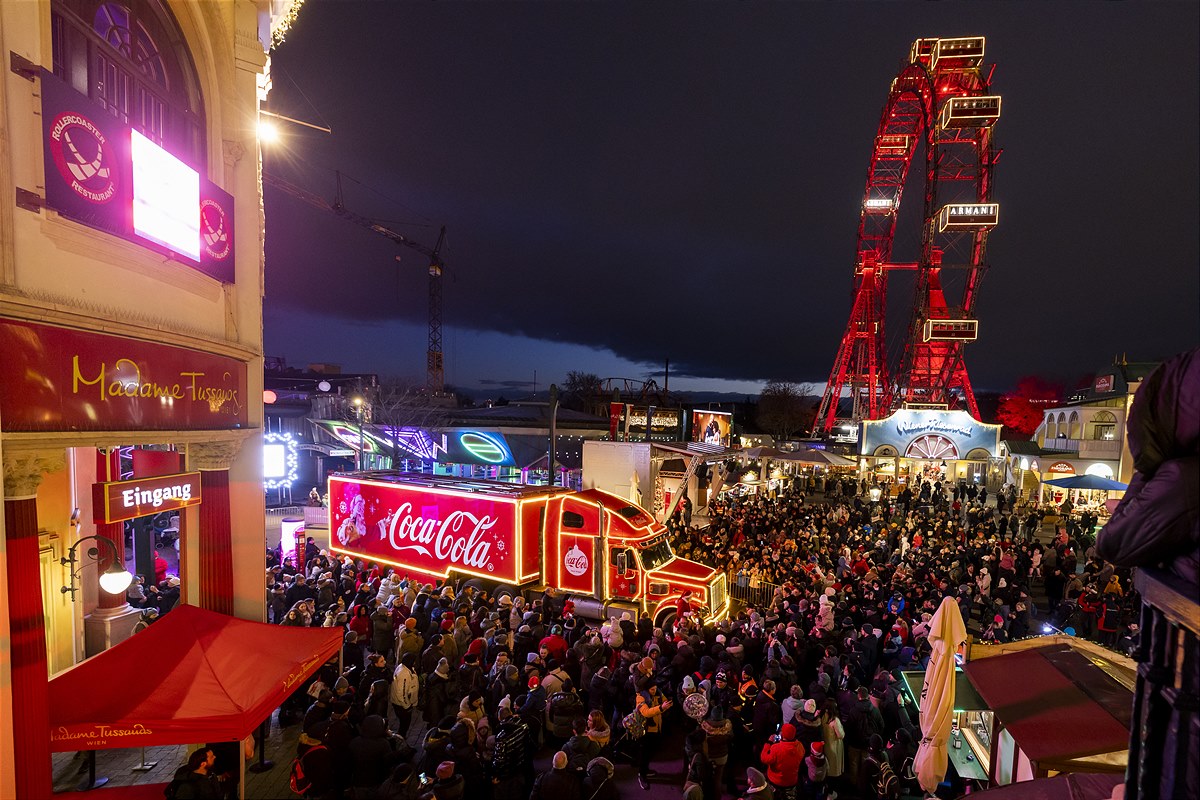 Der Coca-Cola Weihnachtsmann war im Wiener Prater