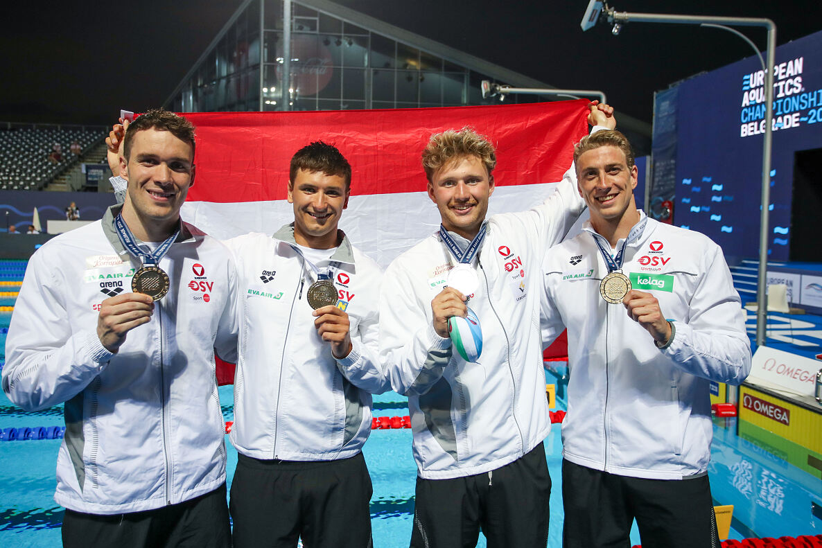 Erfolgreiche Schwimmerstaffel