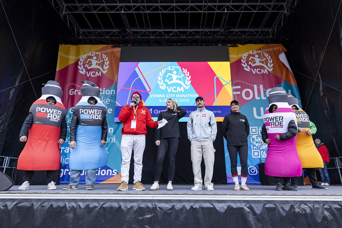 Siegerehrung Powerade Staffelmarathon (1)