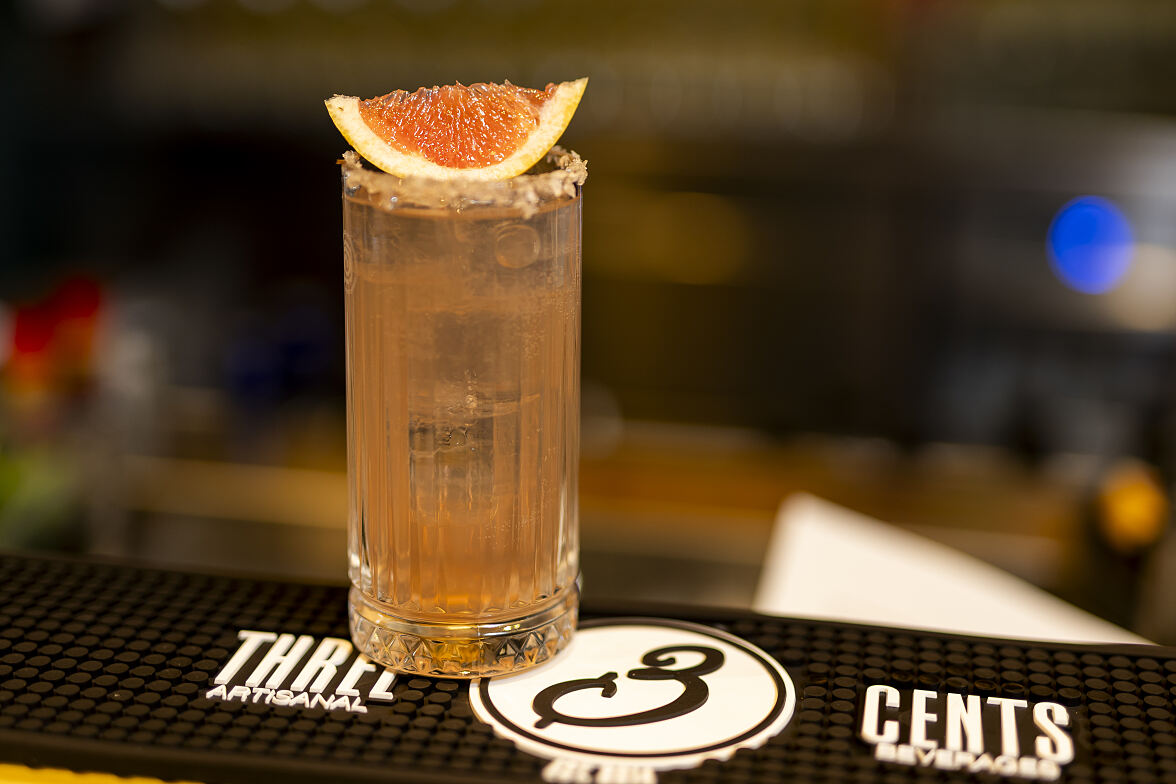 THREE CENTS Pink Grapefruit 