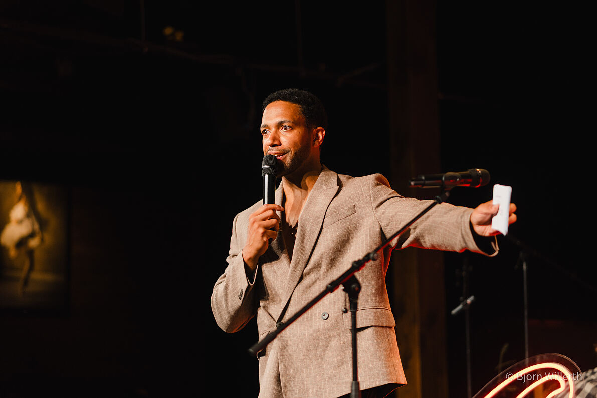 SOUNDCHECK_HEAT#1 _- Cesár Sampson