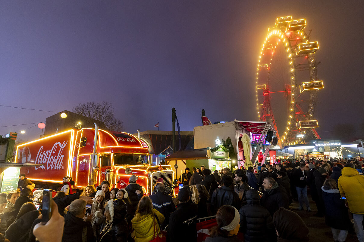 Coca-Cola Weihnachtstruck am Riesenradplatz